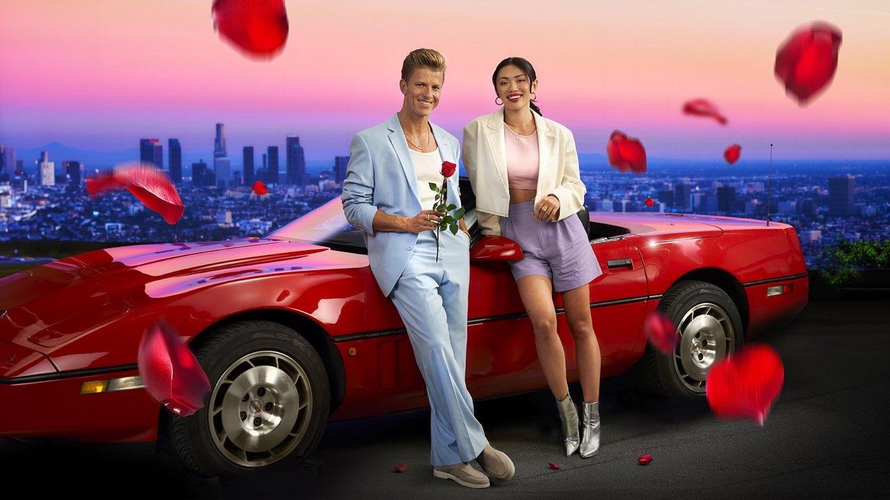 Bachelor Suomi backdrop