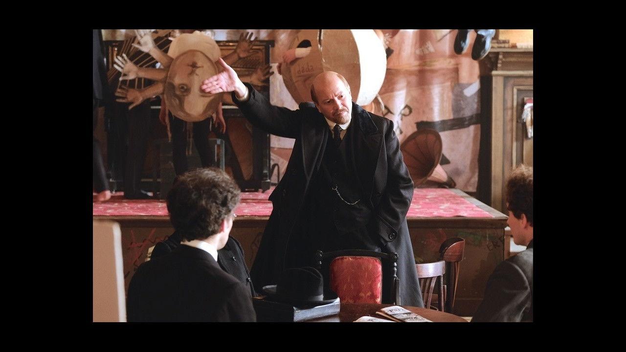 Lenin: Revolution Chronicles backdrop