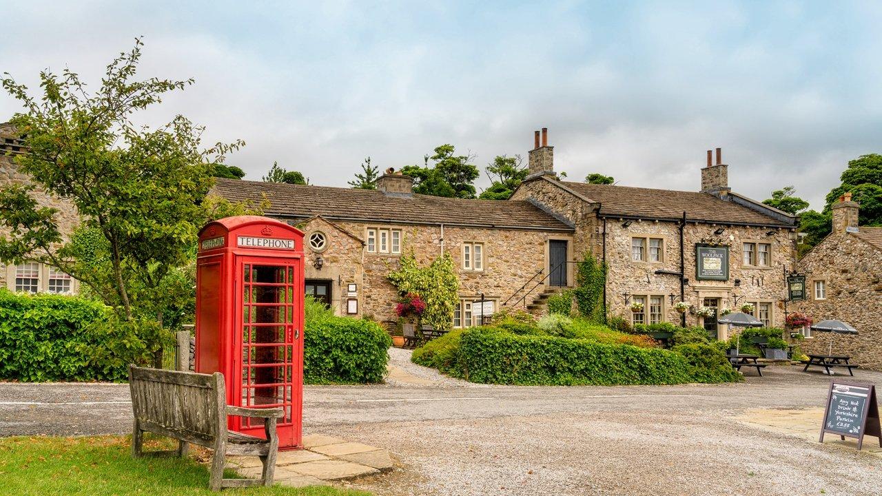 Emmerdale backdrop