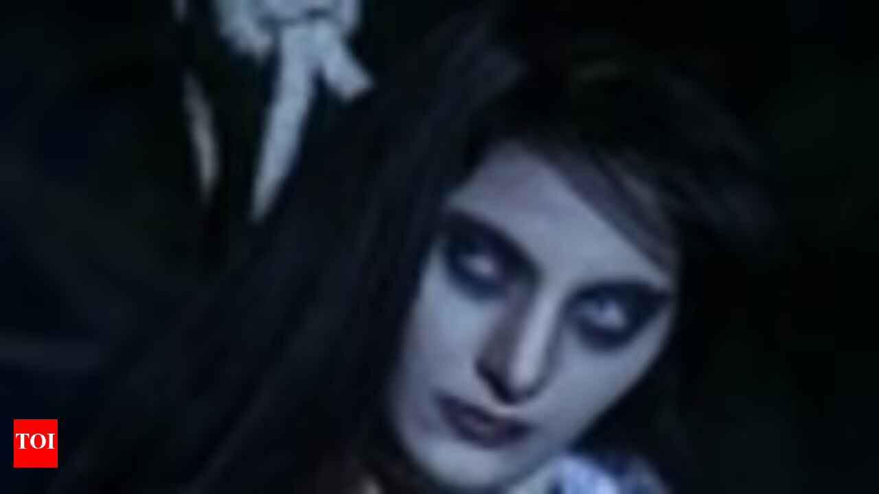 Star One™ Horror Nights backdrop