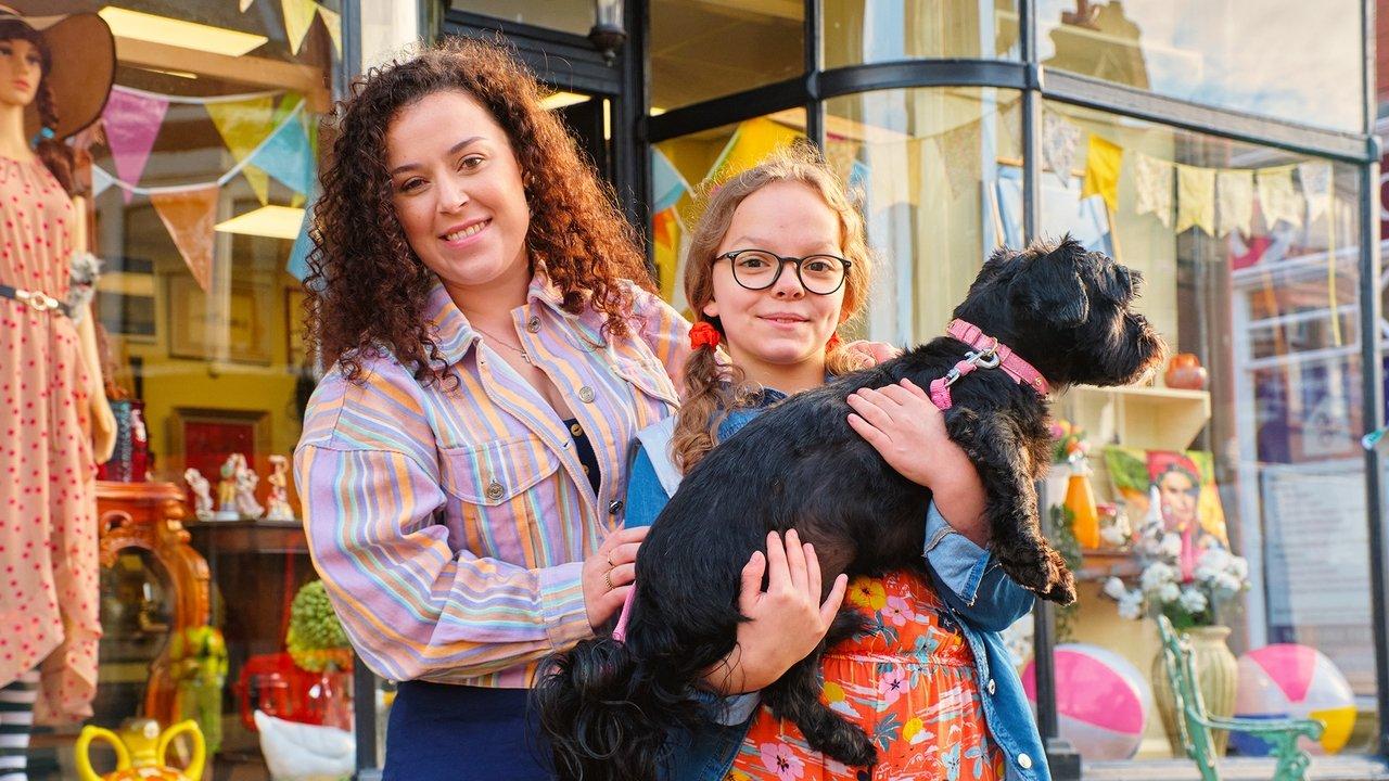 My Mum Tracy Beaker backdrop
