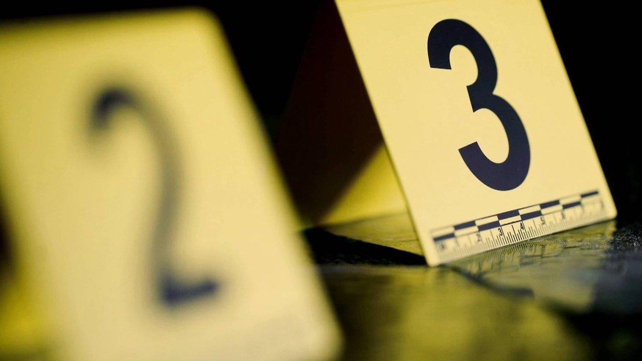 10 Steps To Murder backdrop