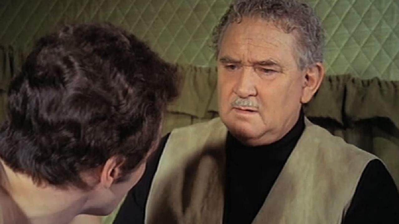 Salto Mortale backdrop