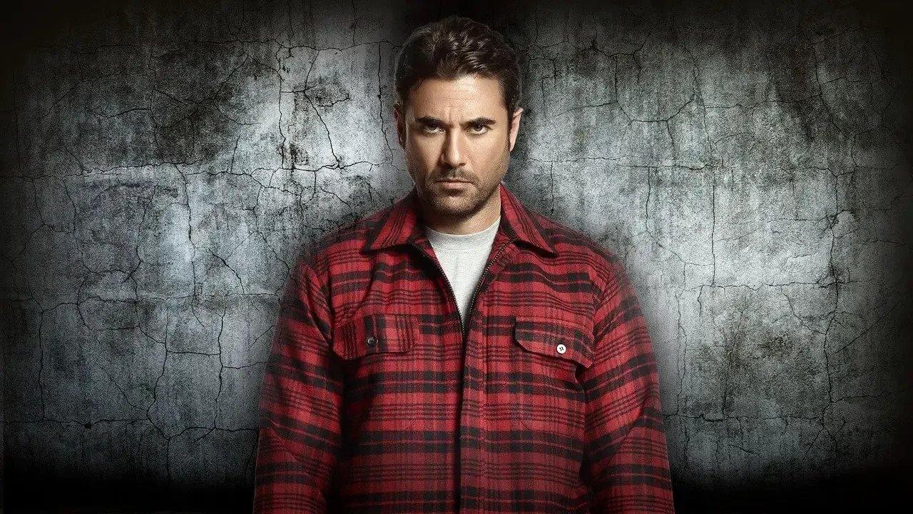 Abu Omar Al-Masry backdrop