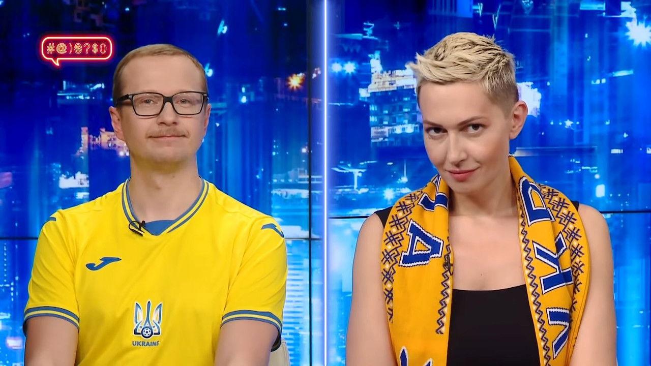 #@)₴?$0  with Michael Shchur backdrop