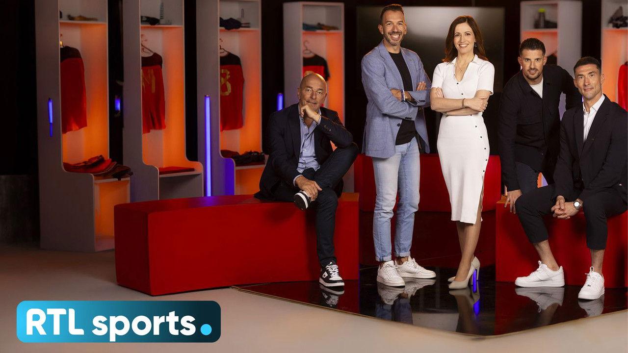 Dans le vestiaire backdrop