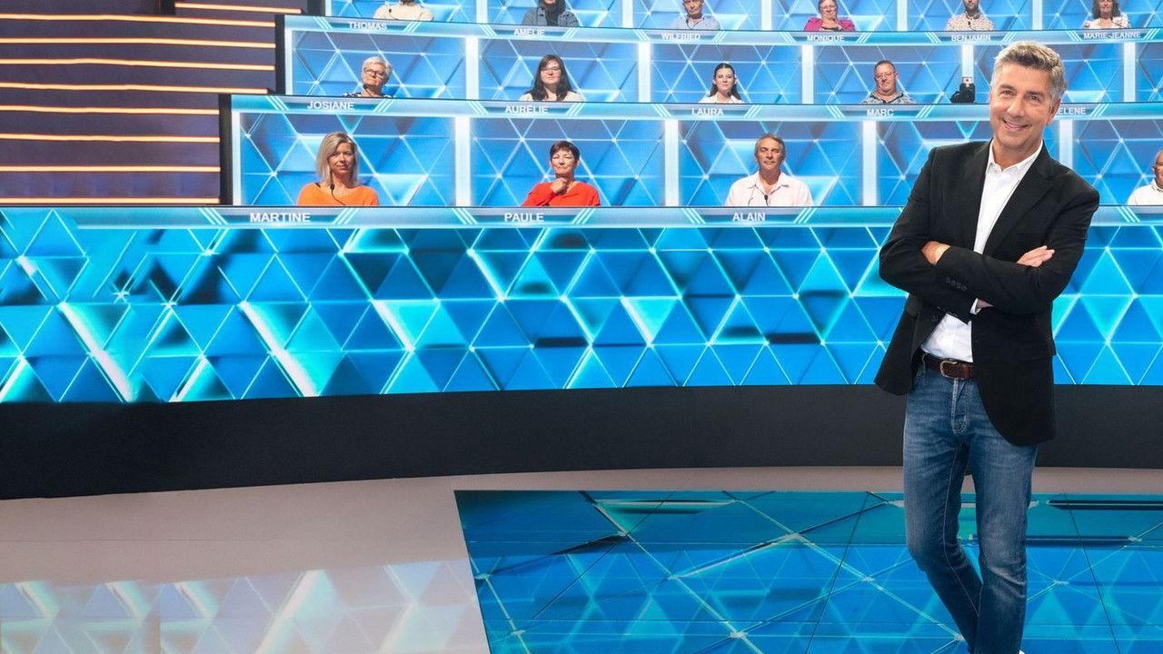 Septante et Un backdrop