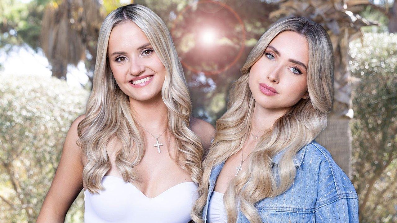 Davina & Shania - We Love Monaco backdrop