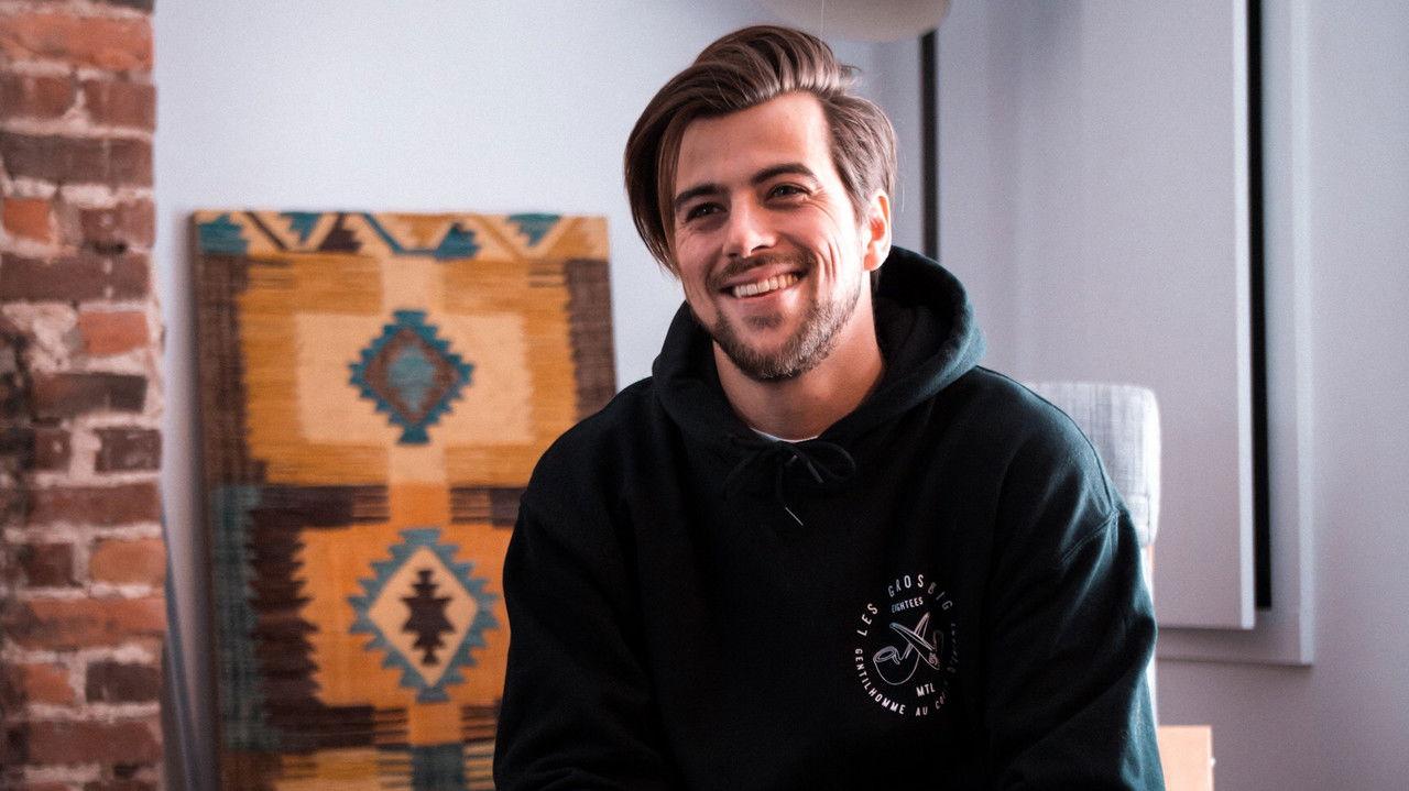 Faites-nous la cour backdrop