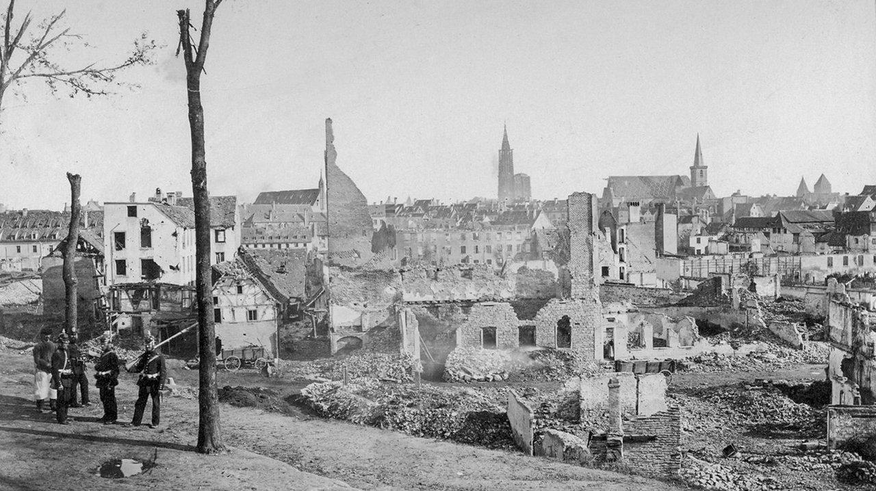 Brothers at War backdrop