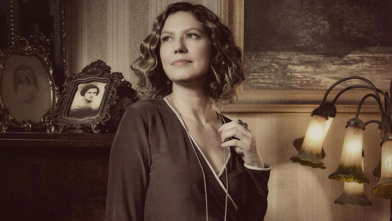 Dangerous Liaisons backdrop