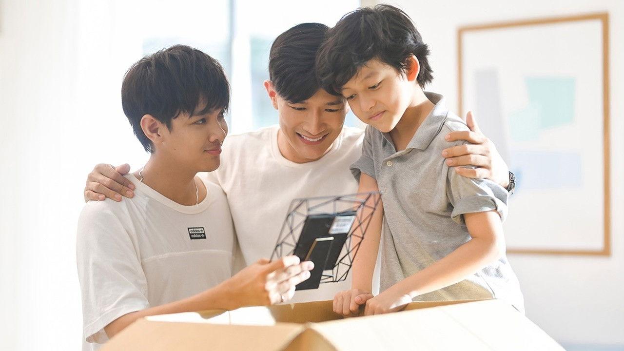 Tien Bromance: Side Story backdrop