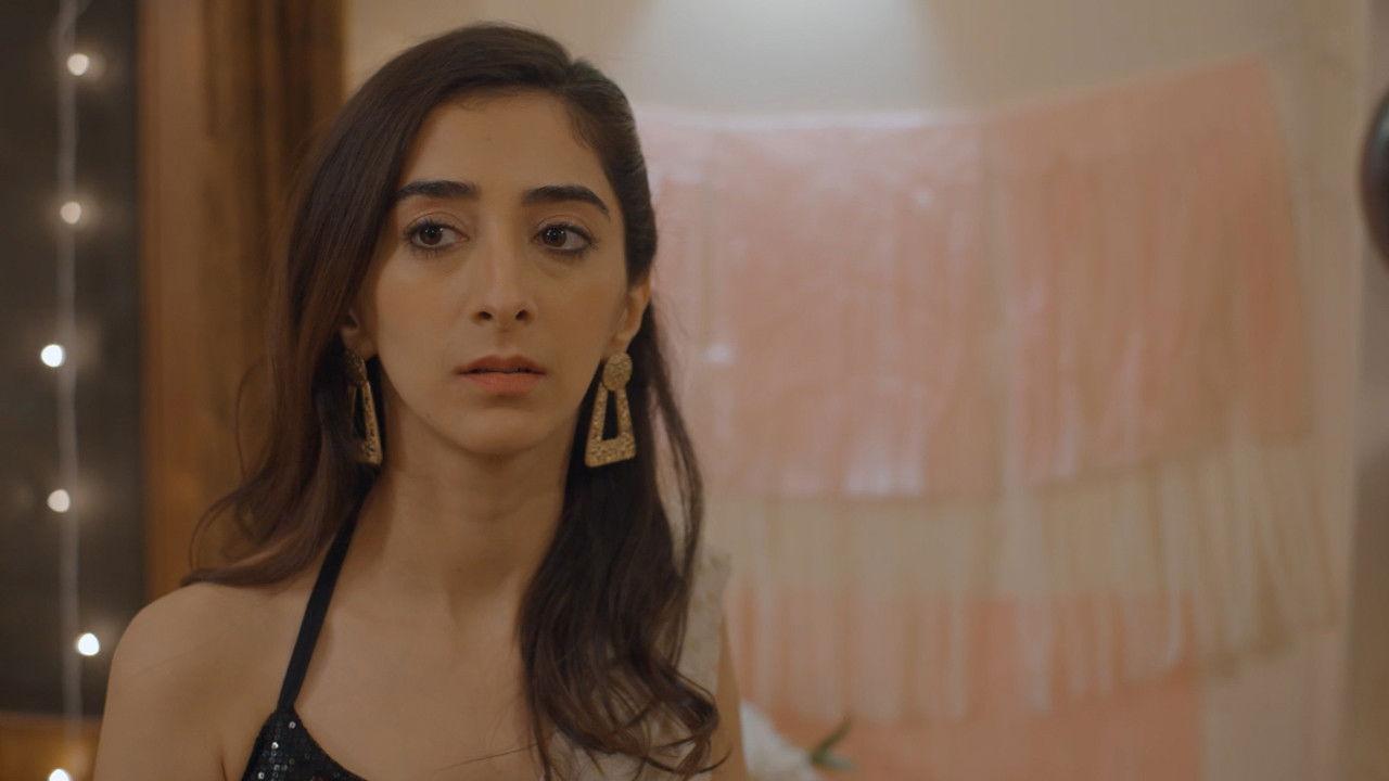 Couple Goals backdrop