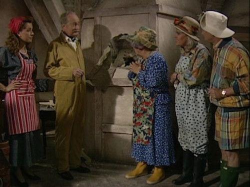 Grace & Favour Season 2 Episode 4 - The Cat Came Back