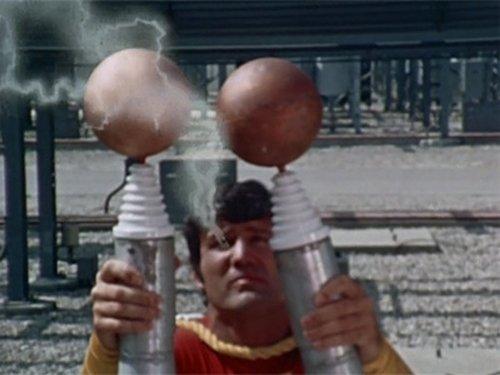 Shazam! Season 2 Episode 6 - Speak No Evil