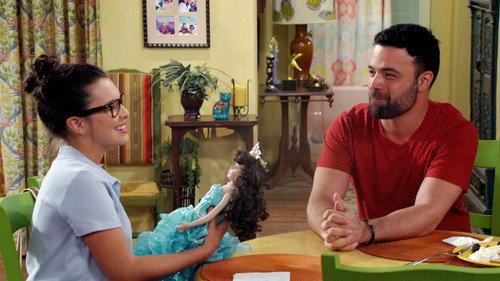 One Day at a Time Season 1 Episode 12 - Hurricane Victor