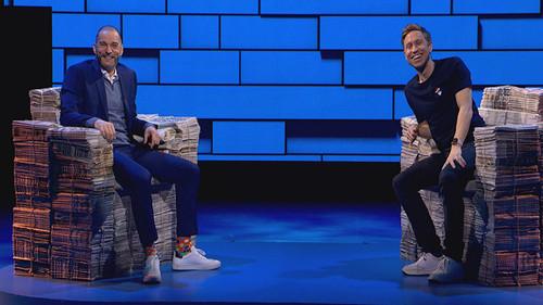 The Russell Howard Hour Season 5 Episode 14 - The Russell Howard Christmas Hour