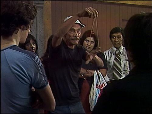 El Chavo del Ocho Season 6 Episode 8 - El Voceador