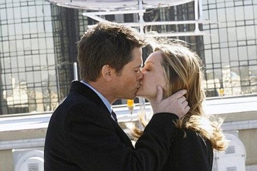 Brothers and Sisters Season 1 Episode 14 - Valentine's Day Massacre