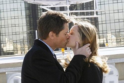 Brothers and Sisters Season 1 Episode 14 - Valentine's Day Massacre