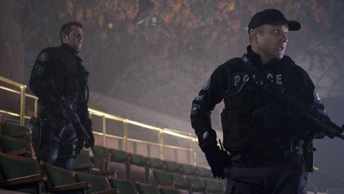 Flashpoint Season 5 Episode 5 - Sons of The Father