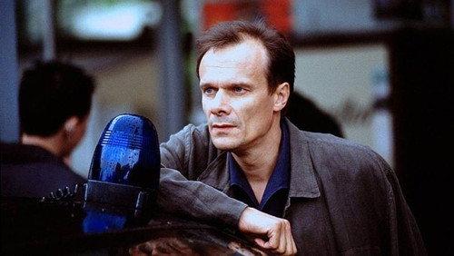 Polizeiruf 110 Season 30 Episode 9 - Fluch der guten Tat