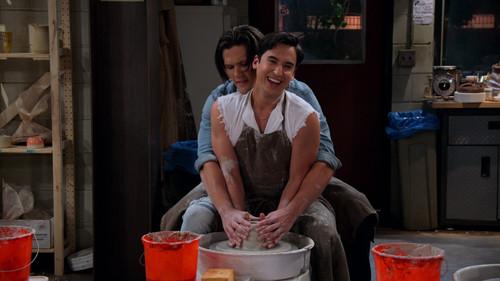 Pretty Smart Season 1 Episode 6 - Here’s the tea! Jayden found a pottery twunk!