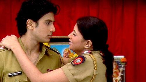 F.I.R. Season 1 Episode 18 - The Queen’s Speech