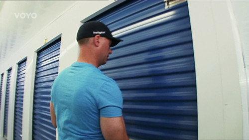 Storage Wars: Northern Treasures Season 1 Episode 9 - Taunted, Haunted, and Most Wanted
