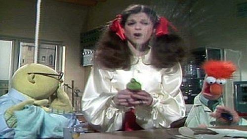 The Muppet Show Season 2 Episode 27 - Gilda Radner
