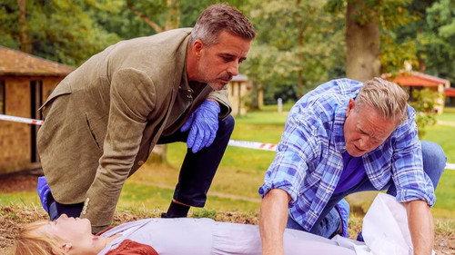 undefined Season 4 Episode 7 - The Good Human (1)