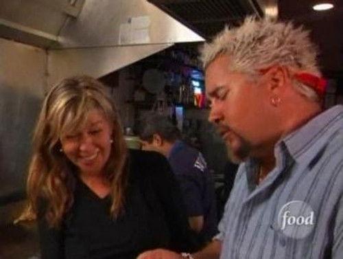 Diners, Drive-Ins and Dives Season 3 Episode 8 - Real Deal Fast Food