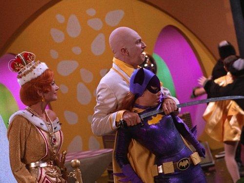 undefined Season 3 Episode 9 - How to Hatch a Dinosaur