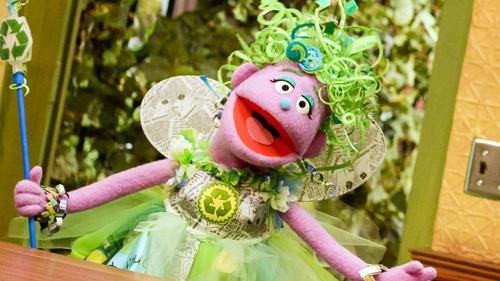 Sesame Street Season 47 Episode 25 - The Recycling Fairy