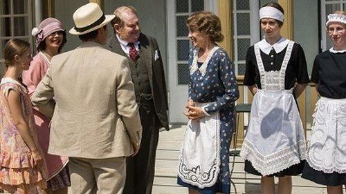 Seaside Hotel Season 1 Episode 1 - A Summer by the North Sea