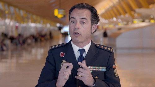 To Catch a Smuggler Season 7 Episode 3 - Heavyweight