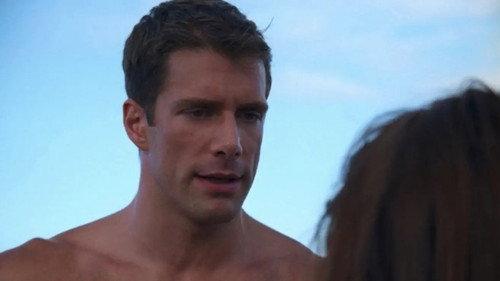 Baywatch Season 10 Episode 18 - Big Island Heat
