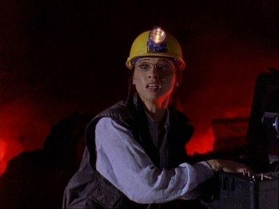 Power Rangers Season 8 Episode 10 - Rising from Ashes