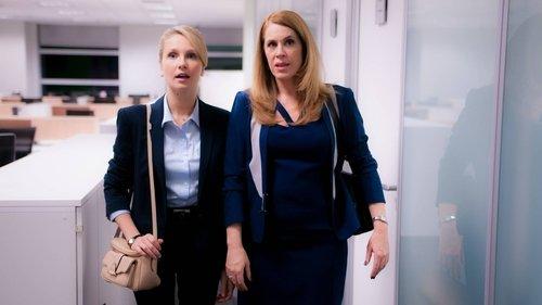 O Negocio Season 3 Episode 2 - Biography