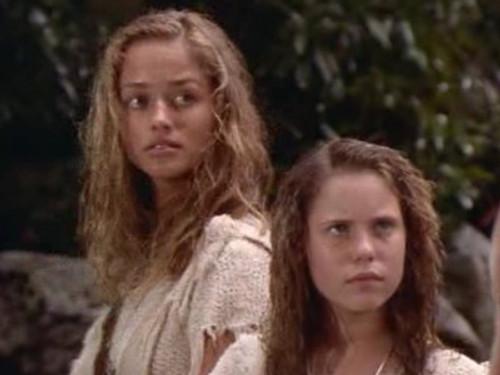 Ocean Girl Season 3 Episode 25 - Time Bomb in the Jungle