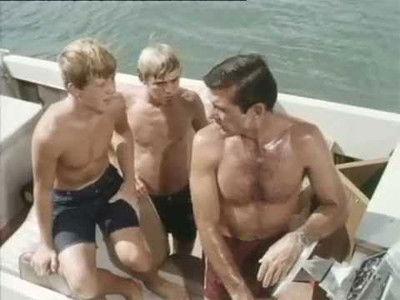 Flipper Season 3 Episode 16 - The Most Expensive Sardine in the World