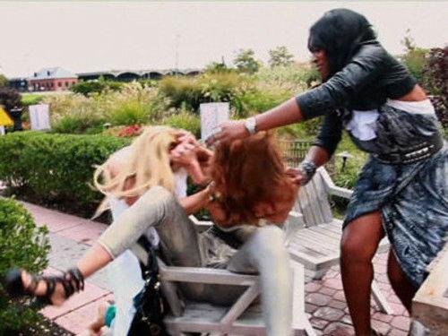 Love & Hip Hop New York Season 2 Episode 6 - Bottle Service