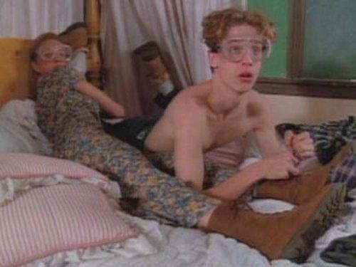 Weird Science Season 1 Episode 13 - Sex Ed