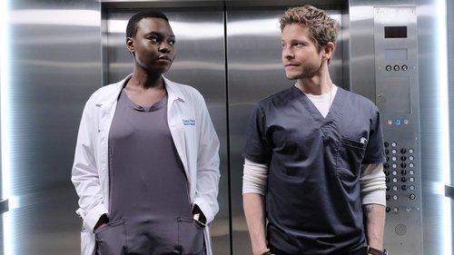 The Resident Season 1 Episode 2 - Independence Day