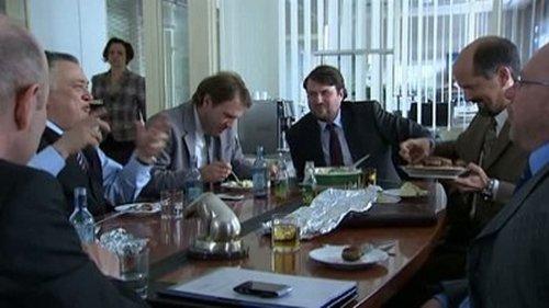 undefined Season 5 Episode 2 - Frau Papenacker