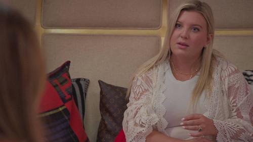 Siesta Key Season 5 Episode 7 - Our Best Friend's Ex-Boyfriend's Shirt