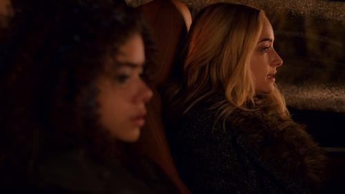 Ginny & Georgia Season 2 Episode 3 - What Are You Playing at, Little Girl?