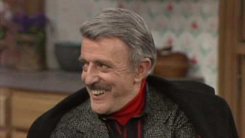 The Charmings Season 2 Episode 3 - The Witch is of Van Oaks