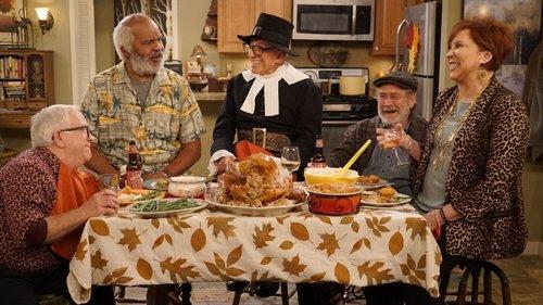The Cool Kids Season 1 Episode 7 - Thanksgiving at Murray’s