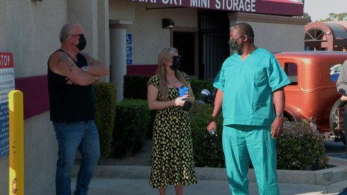 Storage Wars Season 15 Episode 2 - YOLO Bolo!